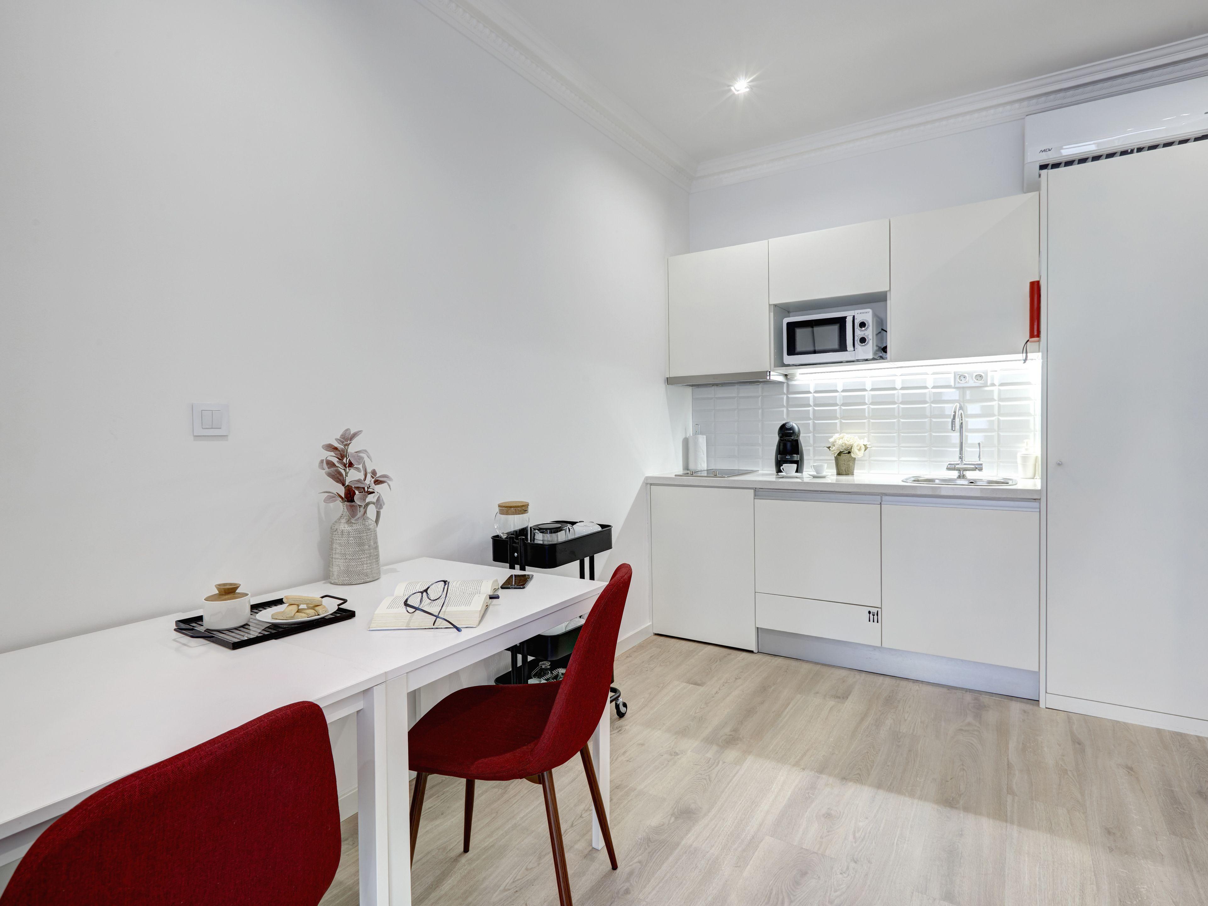Porto Downtown Lovers Suites Bombarda 451 — Photos 1